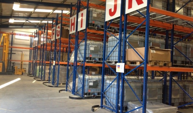 What are advantages of warehousing for your business